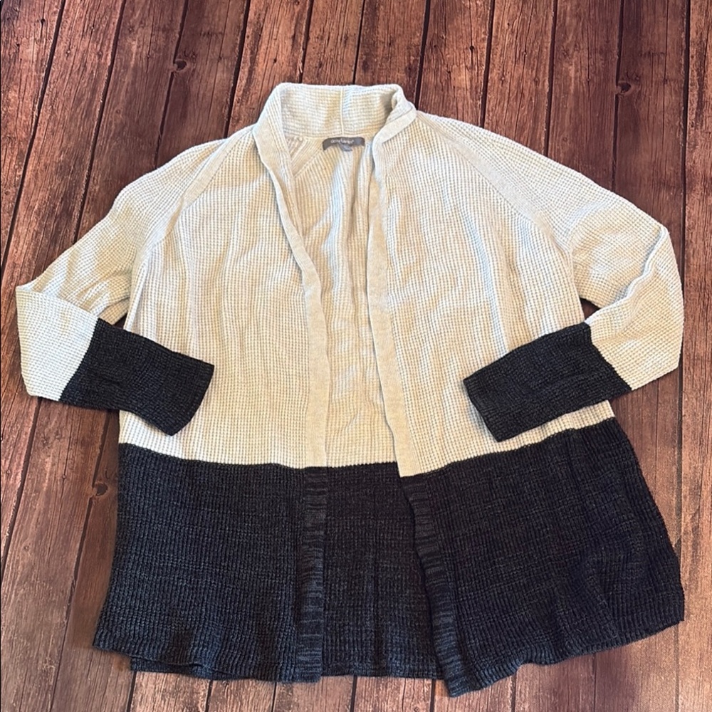 Daisy Fuentes Black and Gray/White Open Front Cardigan Sz XL